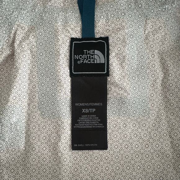 The North Face Extra Small XM Womens HYVENT 2.5L Jacket - Picture 8 of 15